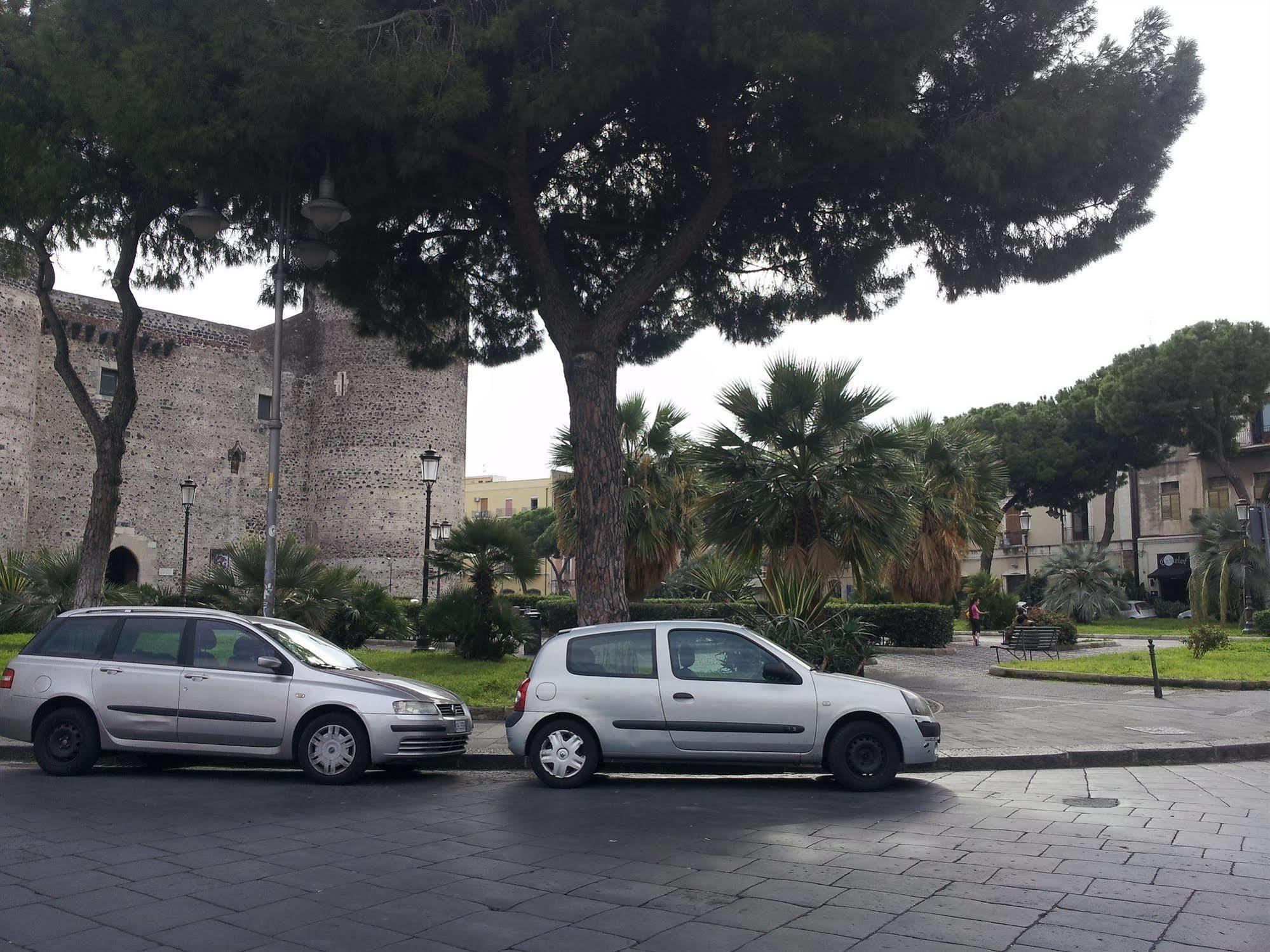 Central Rooms Il Re Catania Exterior photo