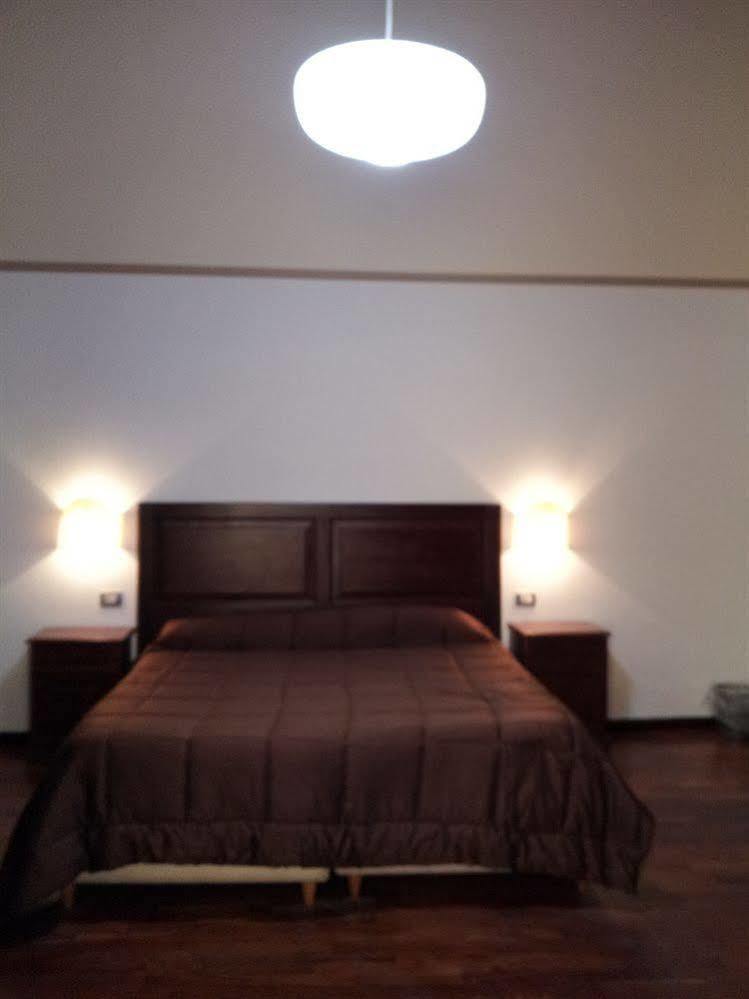 Central Rooms Il Re Catania Exterior photo